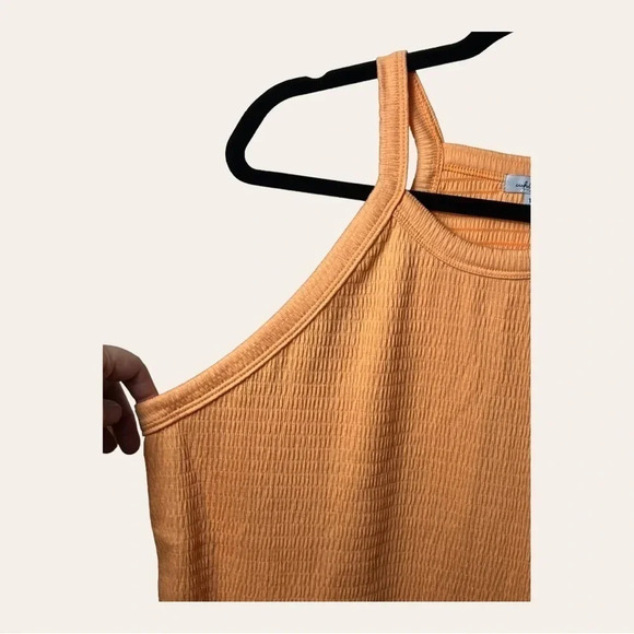 0485. WHITE BIRCH ORANGE RIBBED SPAGHETTI‎ STRAP TOP SIZE 1X SMOCKING - Picture 6 of 13